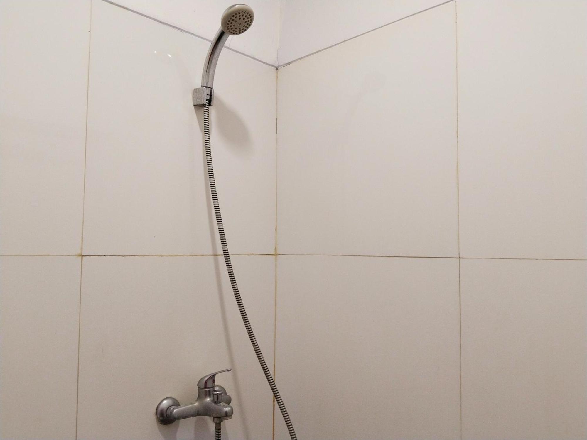 ホテル Dejati House ブカシ エクステリア 写真